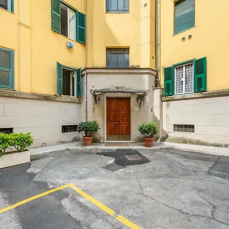 Apartment A Casa Di Zia By Roma's *